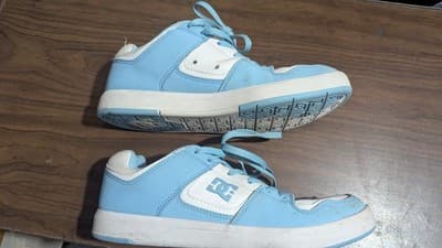 DC Womens Cure Casual Low Top Skate Shoes Sneakers White/ Carolina Blue Size 8 - Thumbnail 2