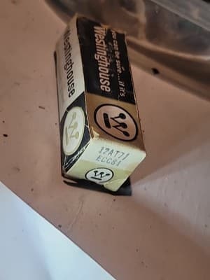 1 NOS NIB Vintage Westinghouse Made in Canada 12AT7 ECC81 Single Vacuum Tube - Thumbnail 6