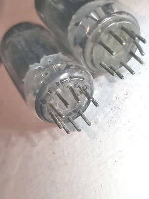 Vintage Pair Sylvania & GE 12AX7 Audio Amplifier Vacuum Tubes - Thumbnail 6