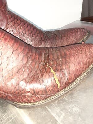 Vintage Justin Wine/Maroon/Red, Back Cut Python Boots, Size 8 1/2 - Thumbnail 6