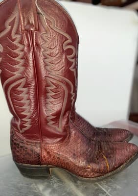 Vintage Justin Wine/Maroon/Red, Back Cut Python Boots, Size 8 1/2 - Thumbnail 3