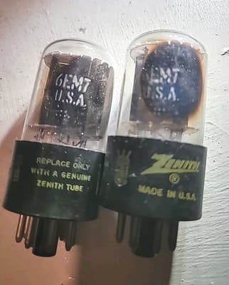 Pair Of Zenith 6EM7 Vacuum Tubes NOS - Image 1