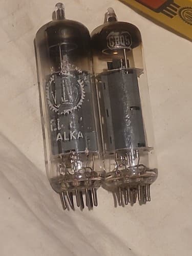 2 Vintage Vacuum Tubes RCA & Valvo EL84 6bq5 Audio Amp Tubes FREE SHIPPING - Thumbnail 3