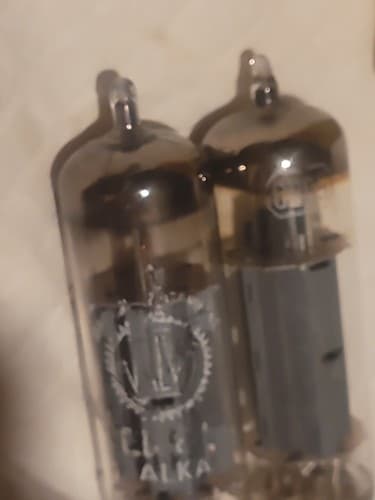 2 Vintage Vacuum Tubes RCA & Valvo EL84 6bq5 Audio Amp Tubes FREE SHIPPING - Thumbnail 4