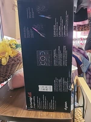 NIB Dyson Airwrap i.d. Multi-styler & Dryer Straight+Wav-Ceramic Pink/Rose Gold - Thumbnail 3