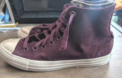 Men's Size 9.5 Converse x Willy Wonka Deep Bordeaux Corduroy Chuck Taylor Shoes - Thumbnail 6