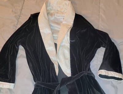 Vintage Georgette Trabolsi Nieman Marcus BLACK Velvet ROBE Size S/M - Thumbnail 2