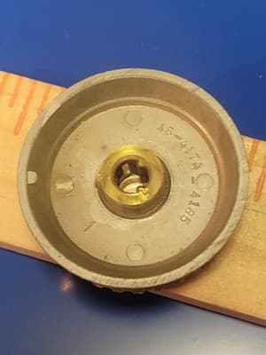 FANCY RETRO 2-13 TV TURN KNOB - NUMBER SELECTOR - VINTAGE TELEVISION PART - Thumbnail 7