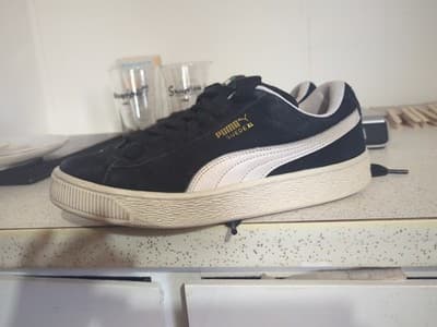 PUMA Suede Classic Black & White Size 9 Great Condition! - Thumbnail 3