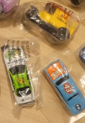 Sealed Lot 10 Hot Wheels Themed Cheerios Wheaties, Phitzer Cars - Thumbnail 5