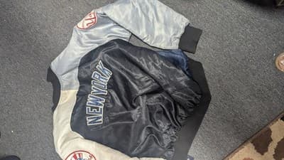 Vintage NEW YORK YANKEES STARTER Jacket BLUE/GRAY Large Good Condition - Thumbnail 24