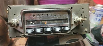 VINTAGE 1962 PONTIAC DELCO PUSH BUTTON RADIO Model 983579 Great Condition!