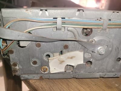 1978 - 87 Chevrolet GMC Blazer Jimmy factory AM/FM stereo radio - Thumbnail 6