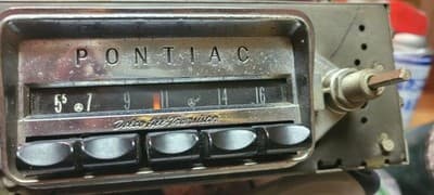 VINTAGE 1962 PONTIAC DELCO PUSH BUTTON RADIO Model 983579 Great Condition! - Thumbnail 6