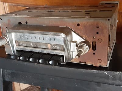 1960 Oldsmobile F85 Vintage Car Radio Tube Radio - Thumbnail 3