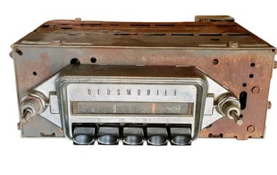 1960 Oldsmobile F85 Vintage Car Radio Tube Radio - Thumbnail 2