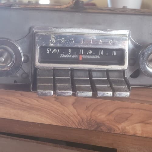 VINTAGE 1959-1962 PONTIAC FULL-SIZE AM RADIO 983579 Catalina Ventura Bonneville - Thumbnail 3