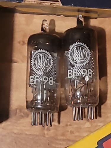 2x Vintage Valvo EF-98 NOS NIB Pentode Vacuum Tubes 6ET6 - Thumbnail 2