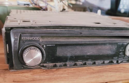 Kenwood KDC-138 CD Player In Dash Receiver - Untested