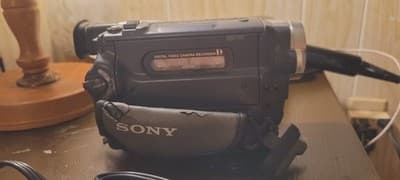 Sony Handycam DCR-TRV140 Digital 8 Camcorder Camera w/ Accessories TESTED Works - Thumbnail 3