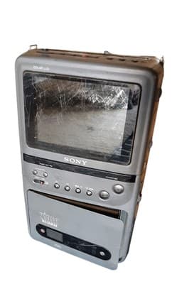 Sony GV-8 Video Walkman Video8 - NOT WORKING (see description for details)