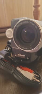 Sony Handycam DCR-TRV140 Digital 8 Camcorder Camera w/ Accessories TESTED Works - Thumbnail 5