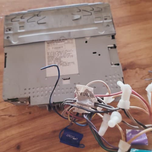 Kenwood KDC-138 CD Player In Dash Receiver - Untested - Thumbnail 2