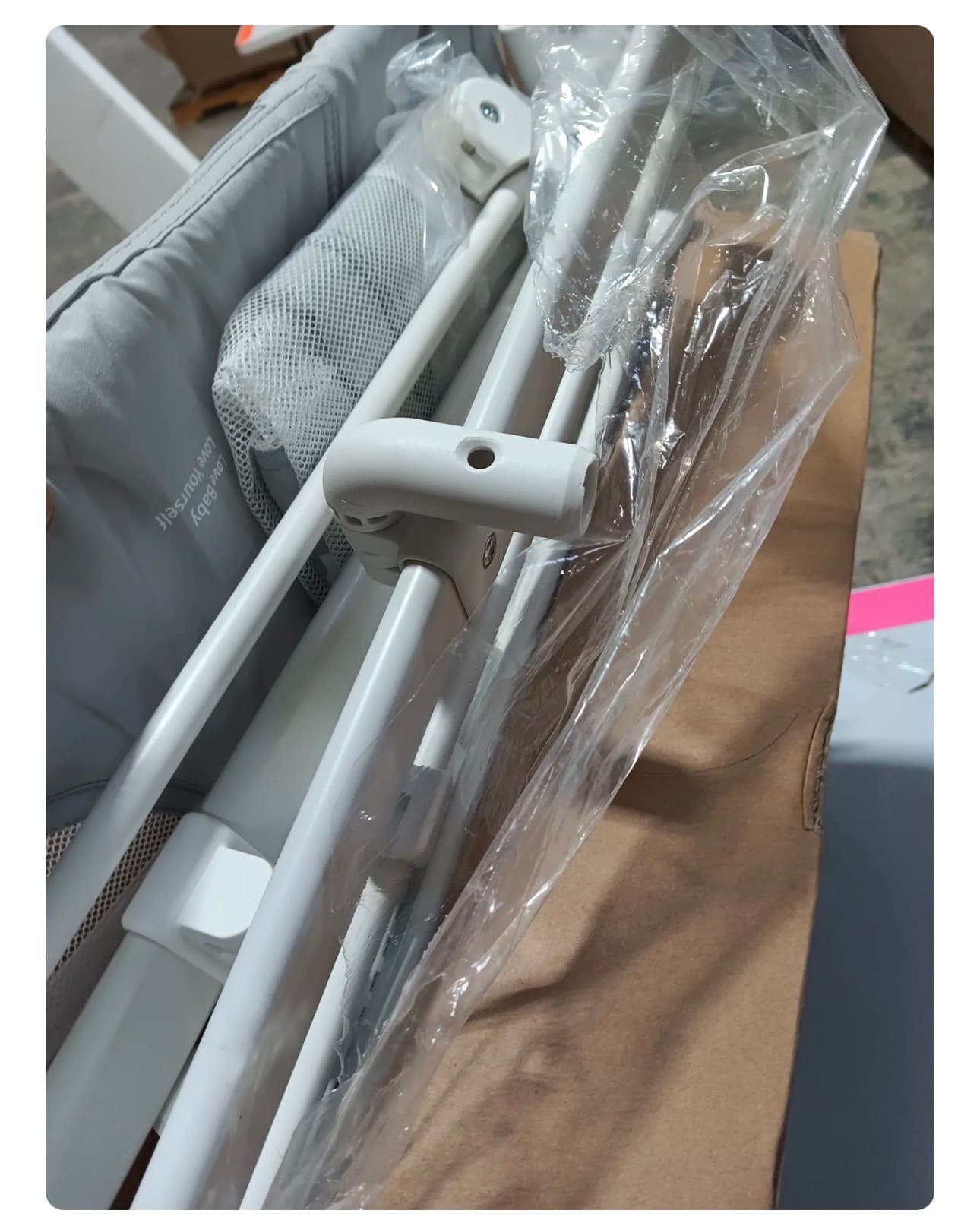 Multi-Function Baby Crib with Breathable Mesh Walls - Thumbnail 6