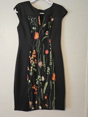 Connected Black Floral Embroidered Panel Stretch Sheath Dress Size Small - Image 1