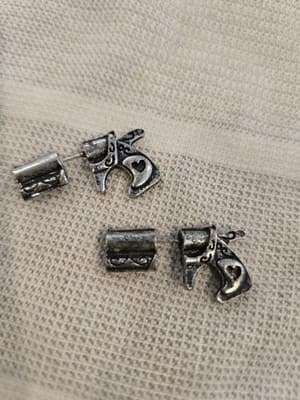 Vintage Silver Tone Cowboy Gun Earrings Western Jewelry - Thumbnail 3