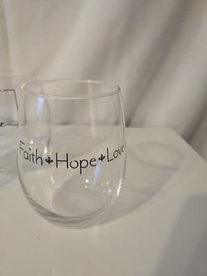 Set of Stemless Wine Glasses with Inspirational Text - Thumbnail 3
