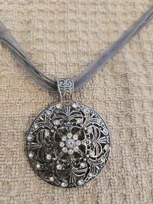 Silver Filigree Pendant Necklace with Rhinestones Vintage Style - Thumbnail 2
