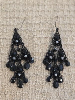 Vintage Black Beaded Chandelier Earrings Silver Tone Filigree Gothic Style - Image 1