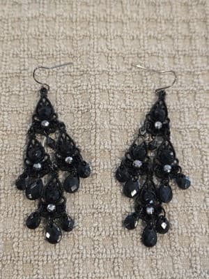 Vintage Black Beaded Chandelier Earrings Silver Tone Filigree Gothic Style - Thumbnail 2