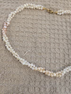 Vintage Multi-Strand Freshwater Pearl Beaded Necklace Gold Tone Clasp - Thumbnail 4