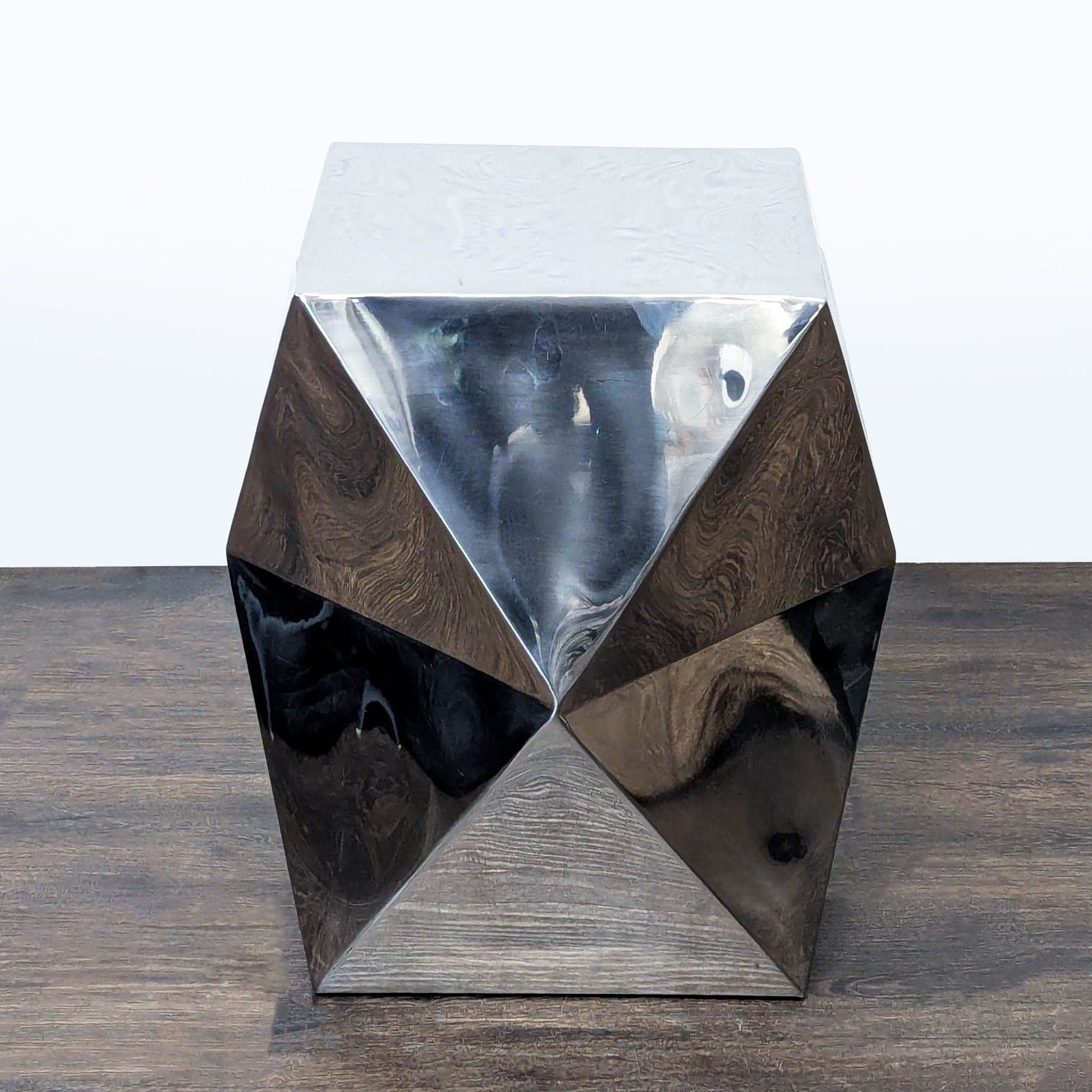 Geometric Metal Accent Table - Thumbnail 2