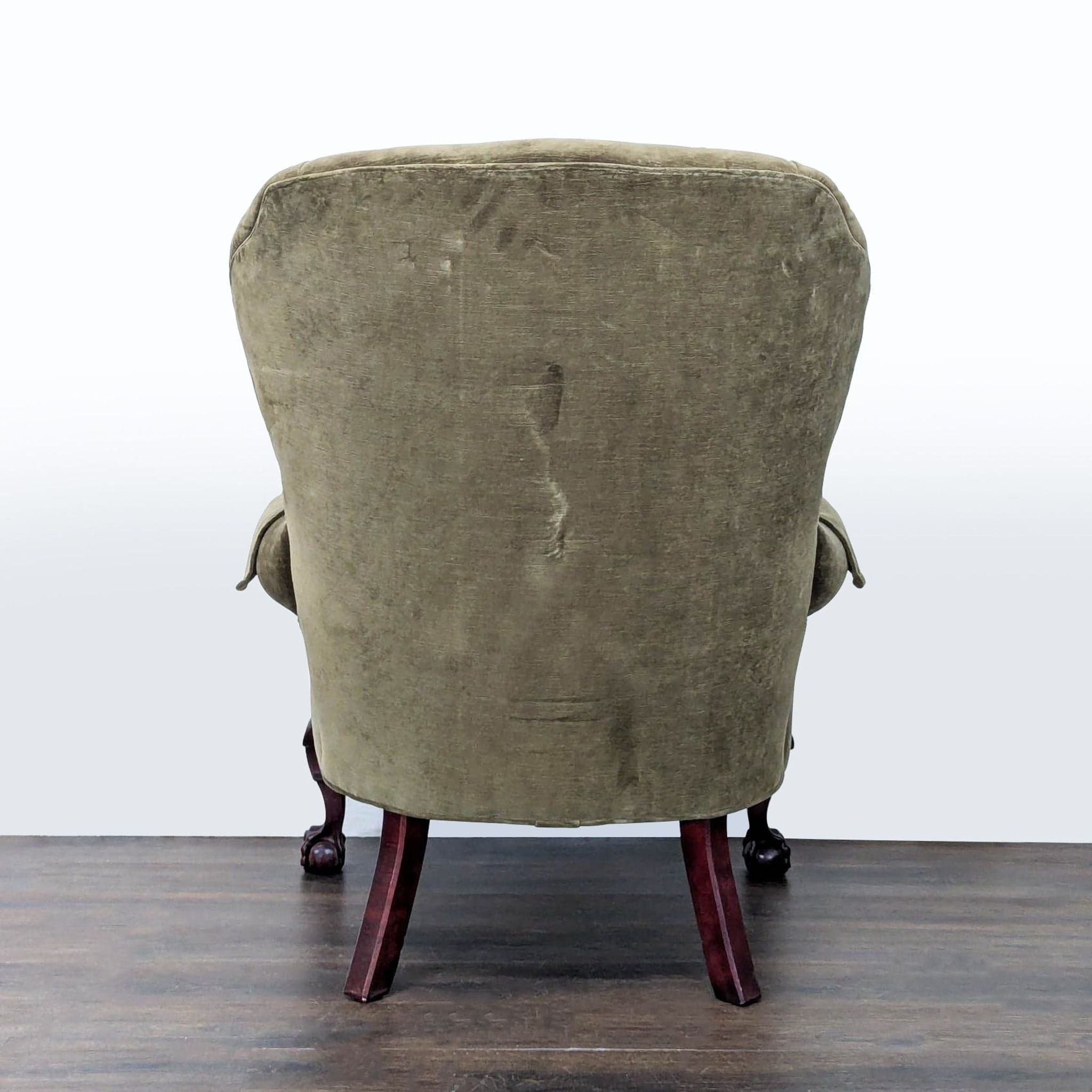 Thomasville Olive Green Tufted Lounge Chair with Carved Wooden Legs - Thumbnail 4