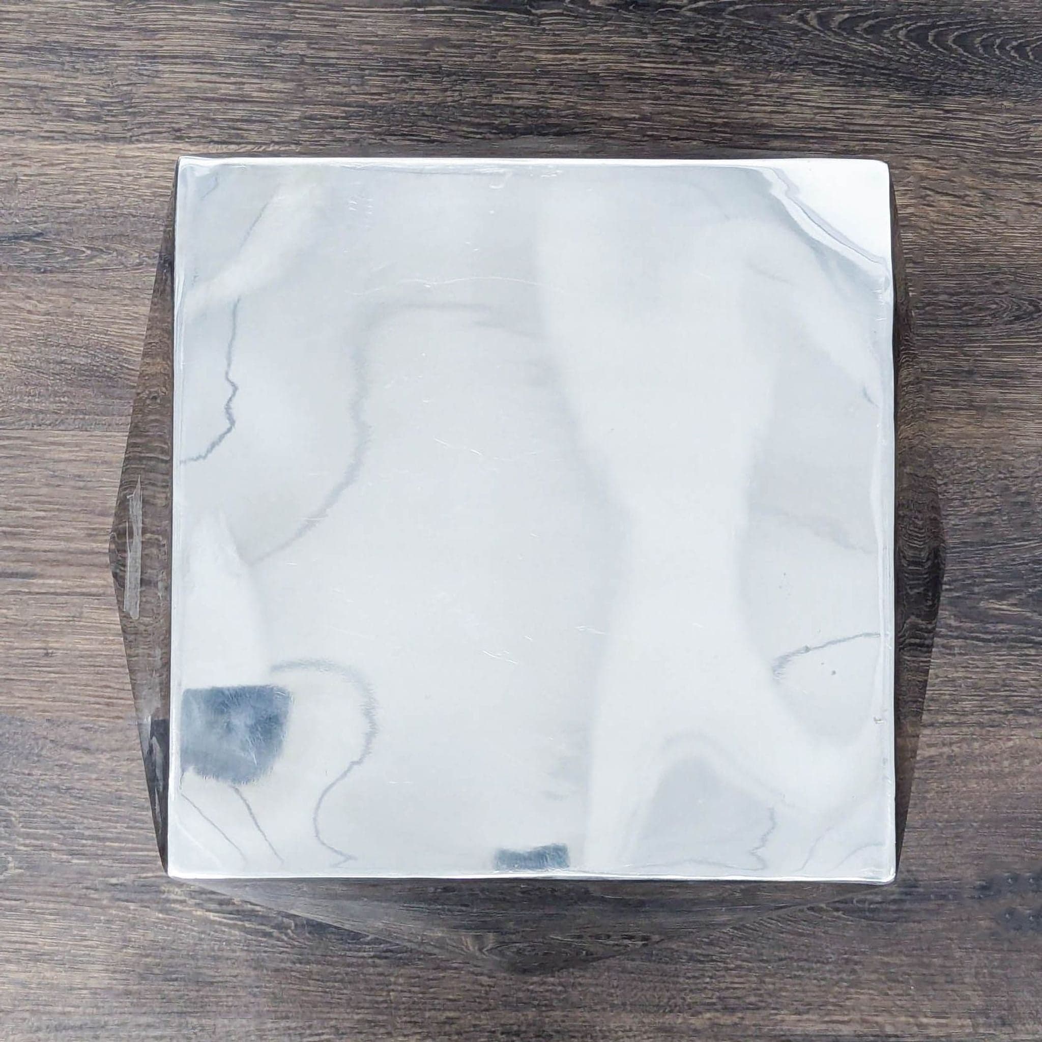 Geometric Metal Accent Table - Thumbnail 5