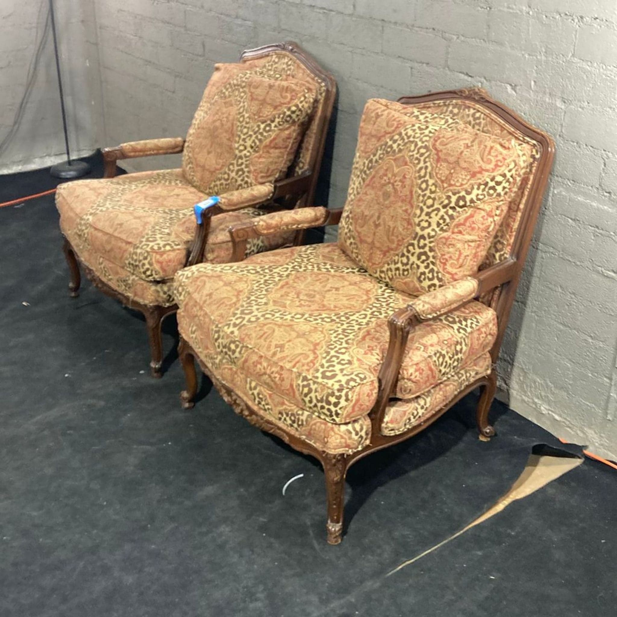 Sherrill Furniture Lounge Armchairs Set of 2 – Classic Pattern Upholstery - Thumbnail 2
