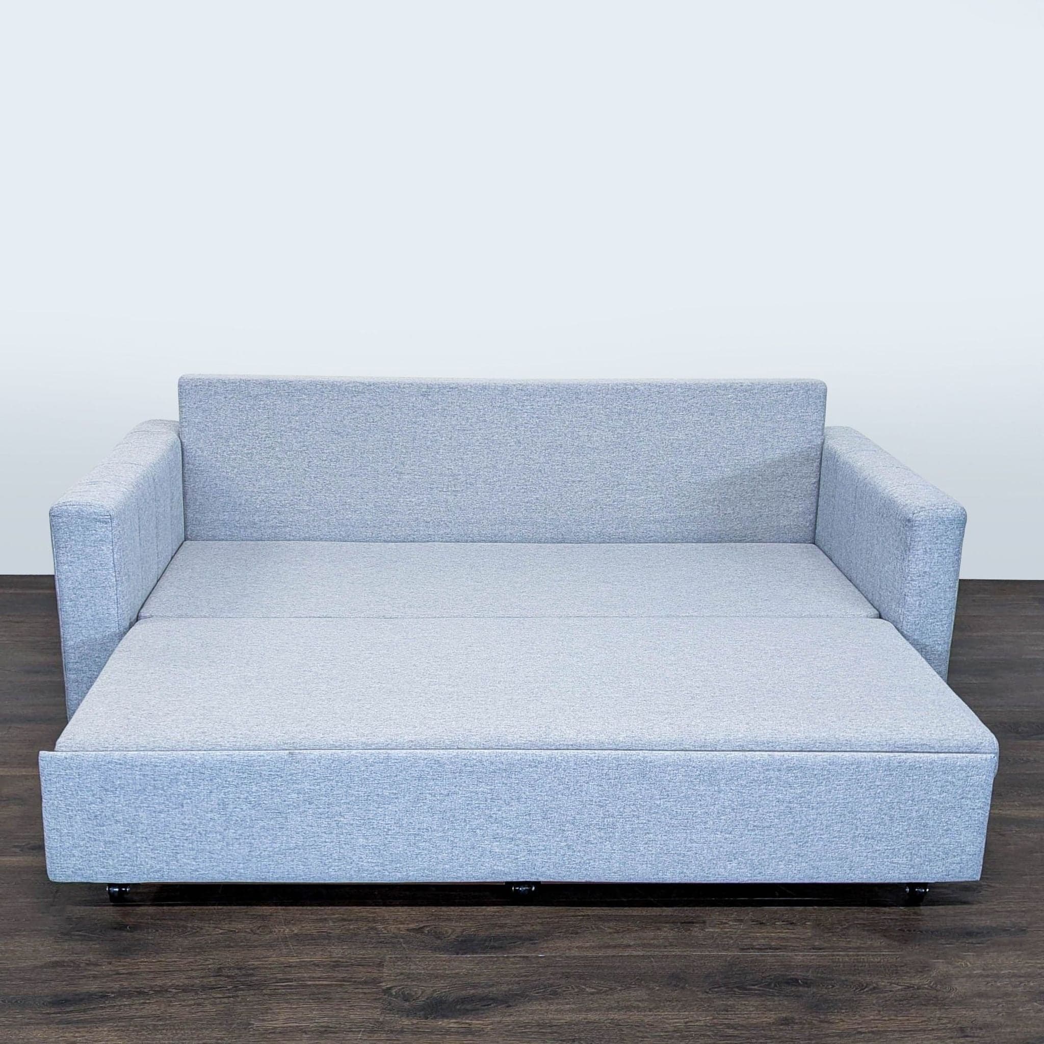 Modern Light Gray Sleeper Sofa with Pull-Out Bed - Thumbnail 8