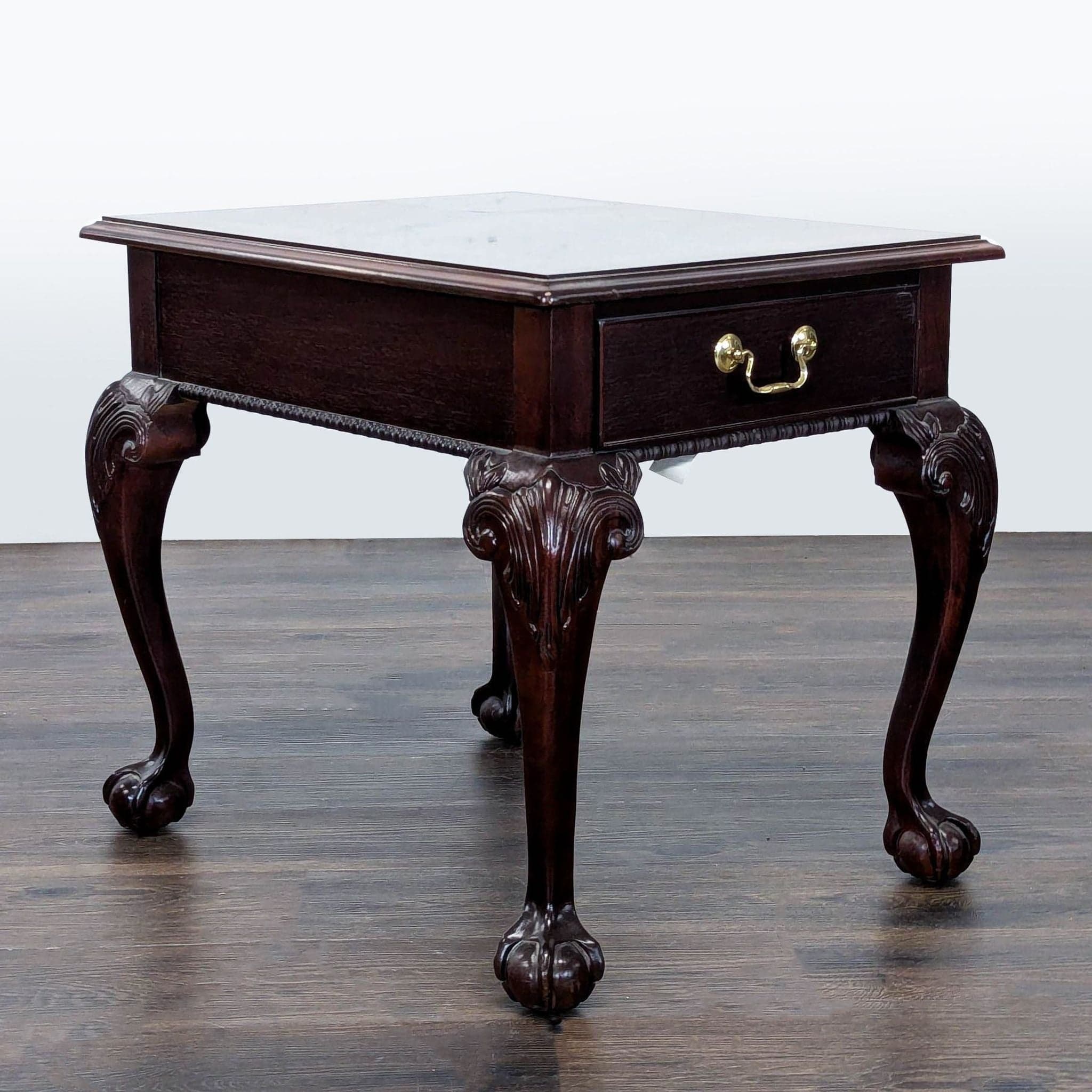 Vintage 1994 Thomasville Mahogany End Table - Thumbnail 3