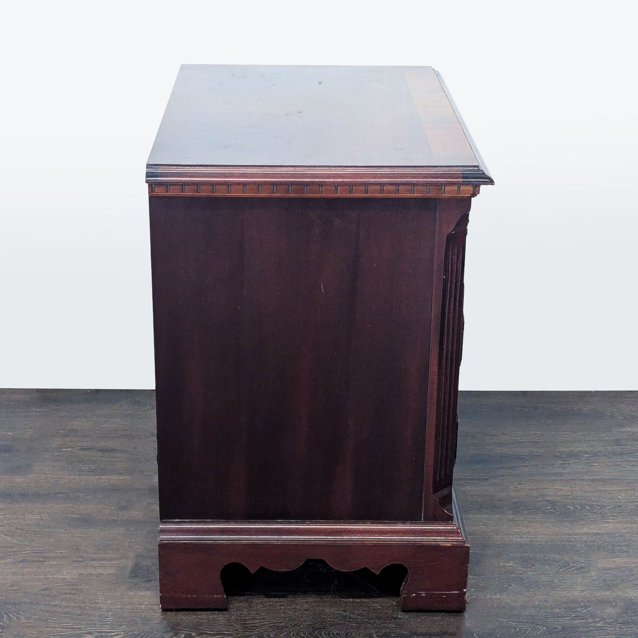 Vintage Thomasville Nightstand - Thumbnail 4