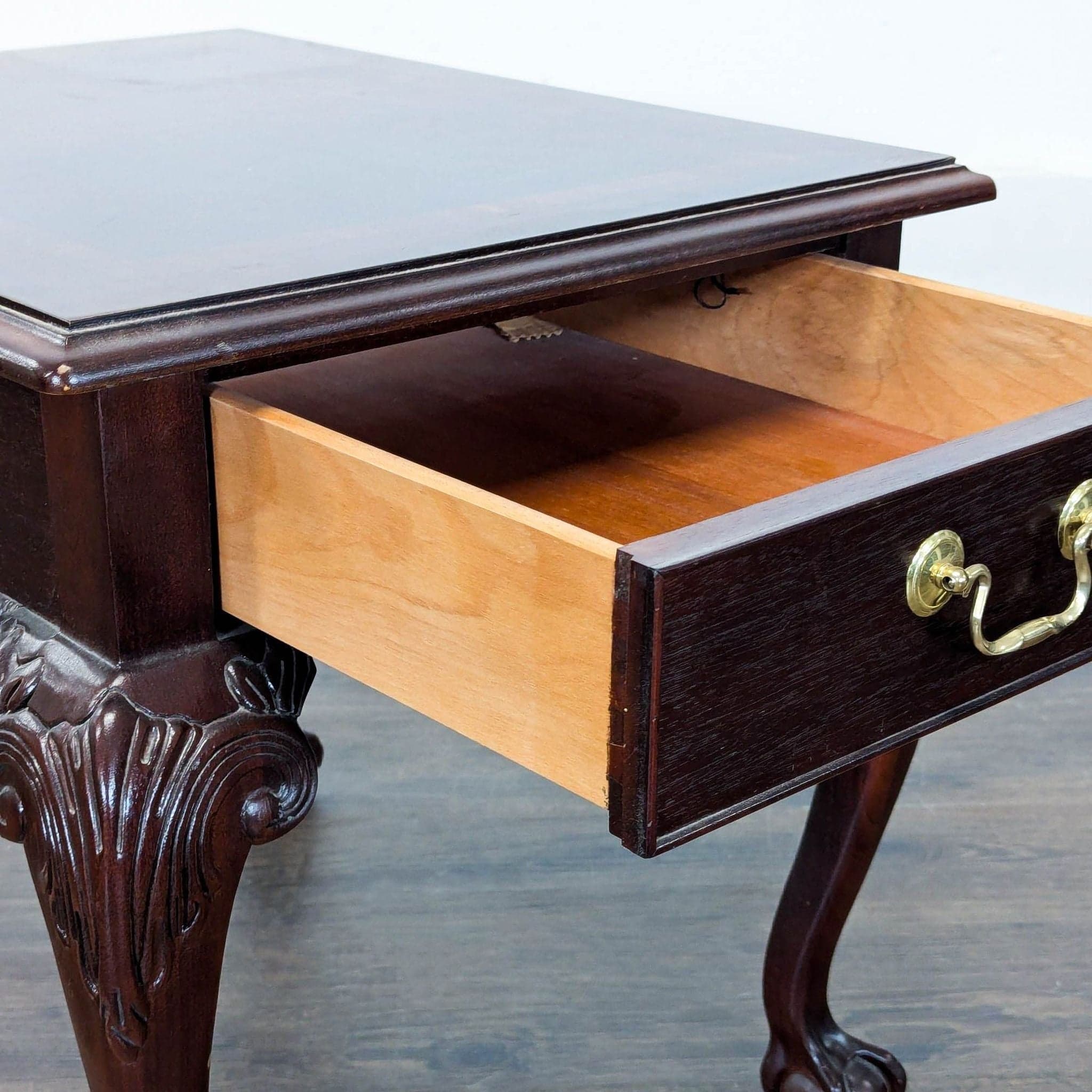 Vintage 1994 Thomasville Mahogany End Table - Thumbnail 7
