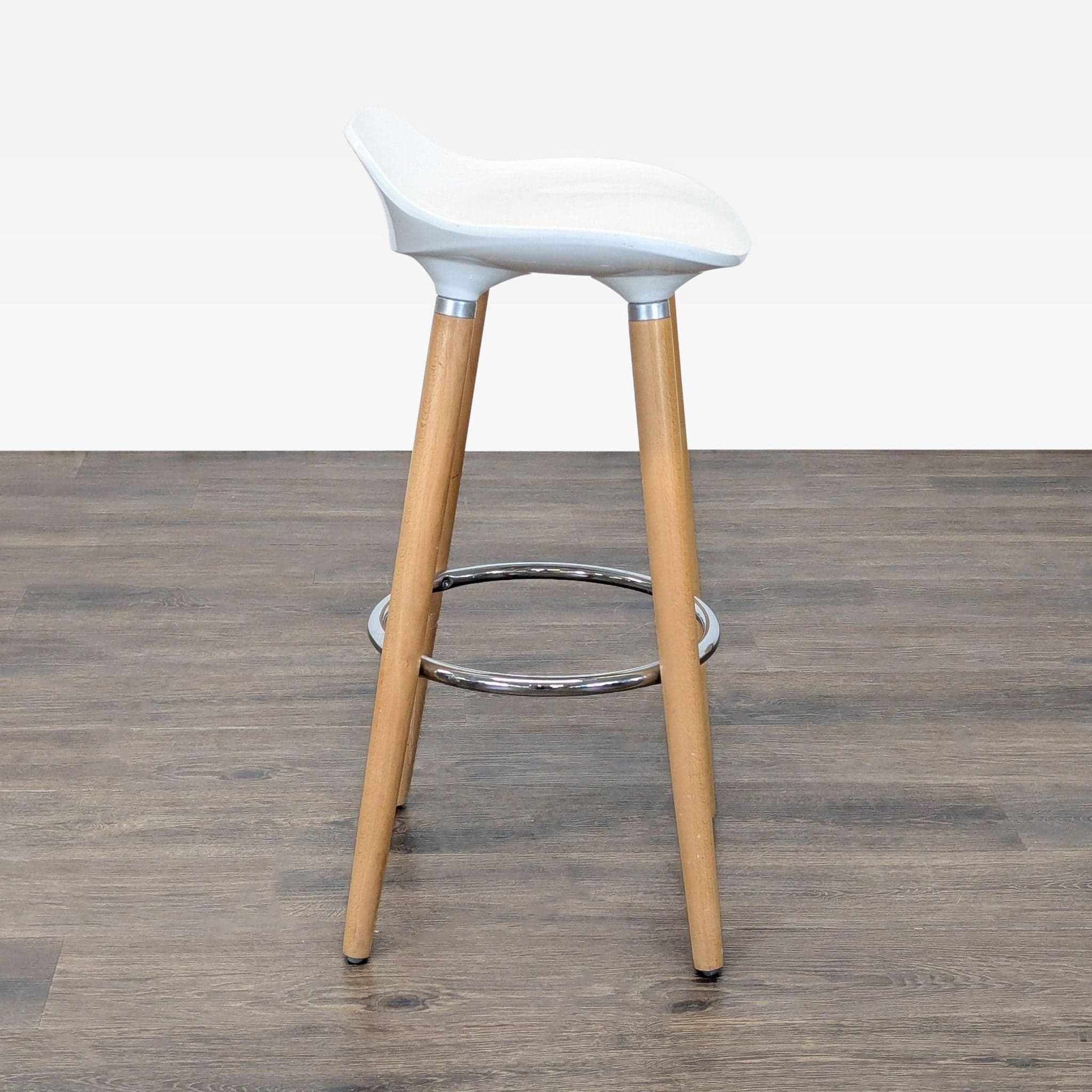 Set of Four Songmics/Costway Wooden Stools - Thumbnail 4