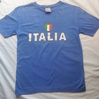 Italy Football T-Shirt Size L - Image 1