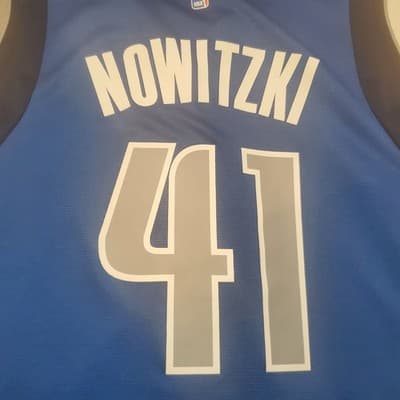Dirk Nowitzki Dallas Maverick's Jersey (Fanatics) - Youth medium - Thumbnail 2