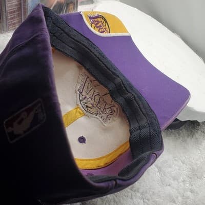 Official NBA Vintage SPL28 Los Angeles Lakers Hat Cap Flexfit Small Medium - Thumbnail 6