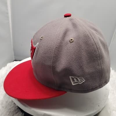 Buccaneers Era 59Fifty Fitted Cap Gray Red NFL Skull Flag size 6 7/8 - Thumbnail 2
