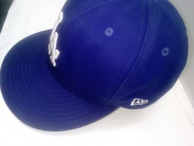 New Era 9Fifty LA Dodgers Jackie Robinson Day Gold Patch SnapBack Hat OSFM RARE - Thumbnail 3