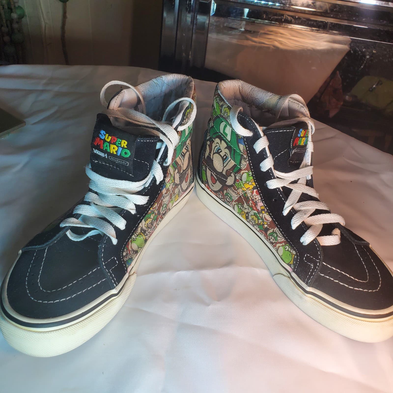Vans Nintendo Mario High Tops 5M/6.5W - Thumbnail 3